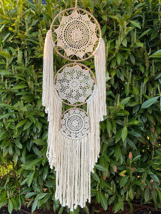 Three Tiered Katcher